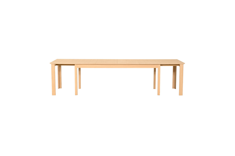 URBAN DINING TABLE